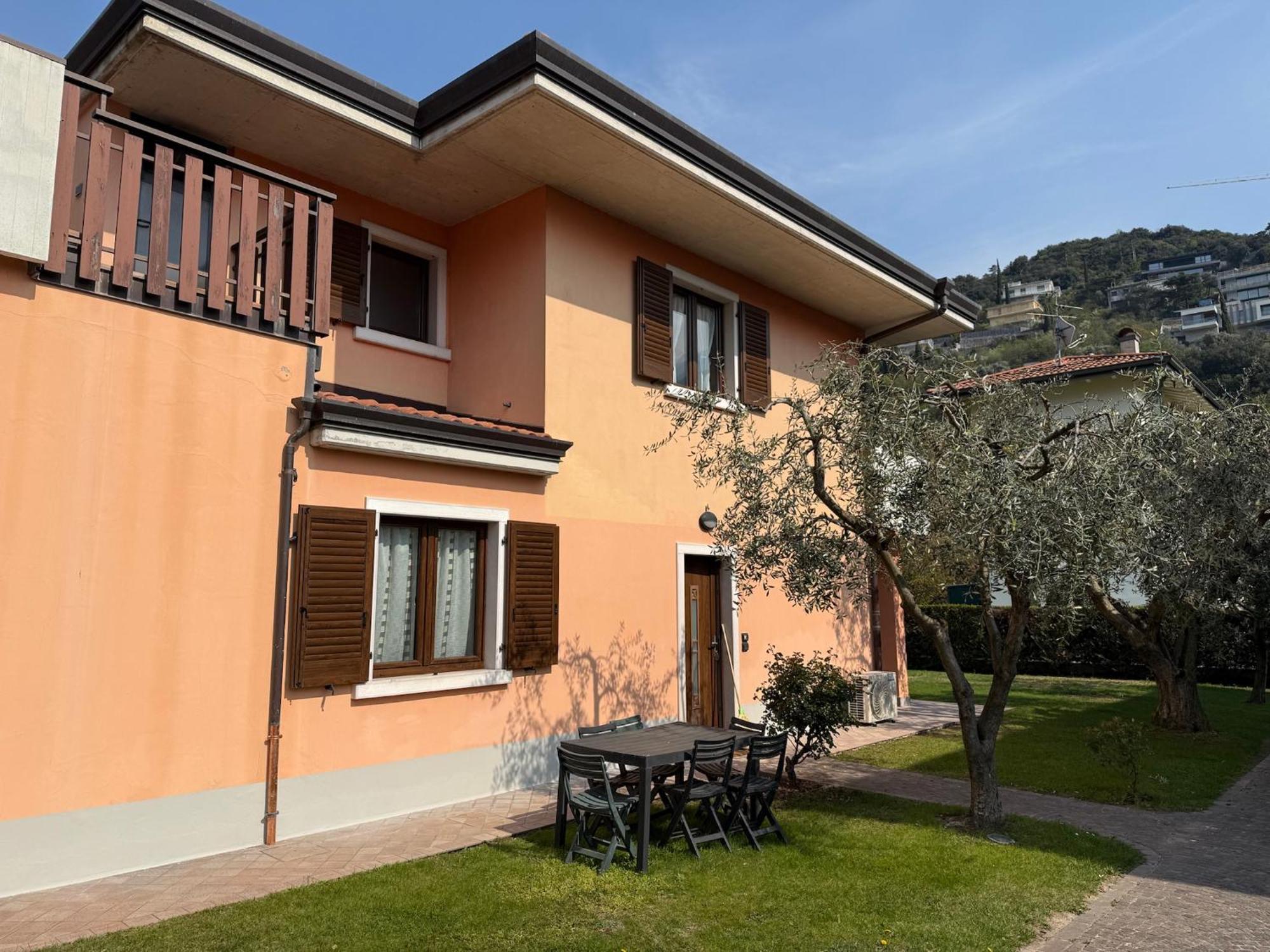 Casa Martinelli Apartment Torbole Sul Garda Екстериор снимка