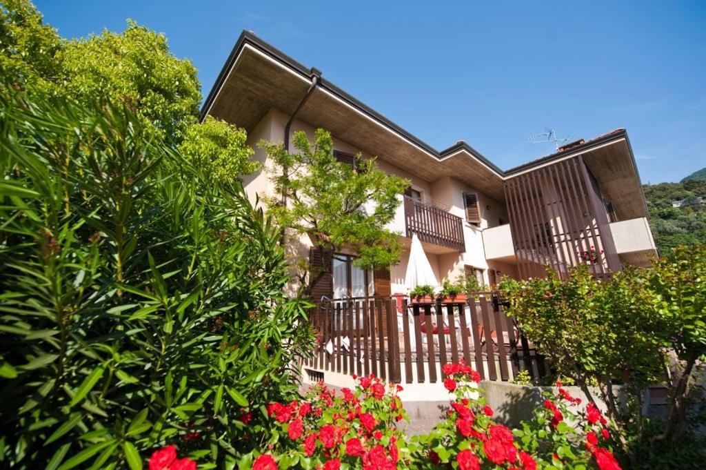 Casa Martinelli Apartment Torbole Sul Garda Екстериор снимка